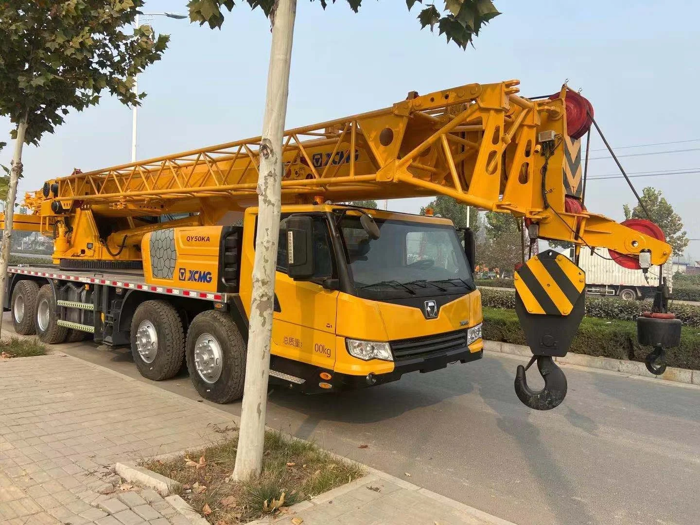 Used 50 ton XCMG QY50KA Hydraulic Lifting Arm Truck Crane For Sale in Dubai