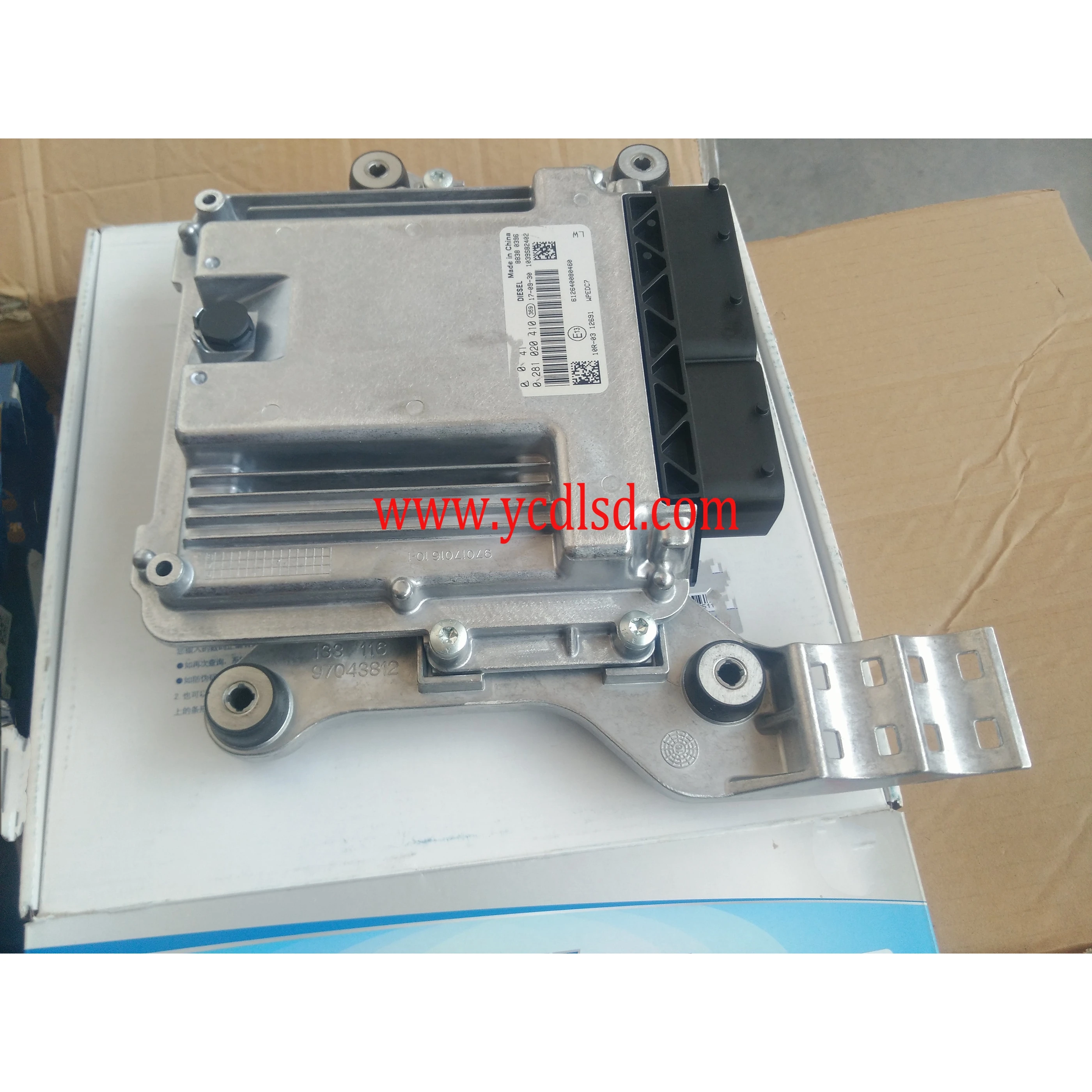 Электронный блок управления ECU 612640080460 0281020410 V791
