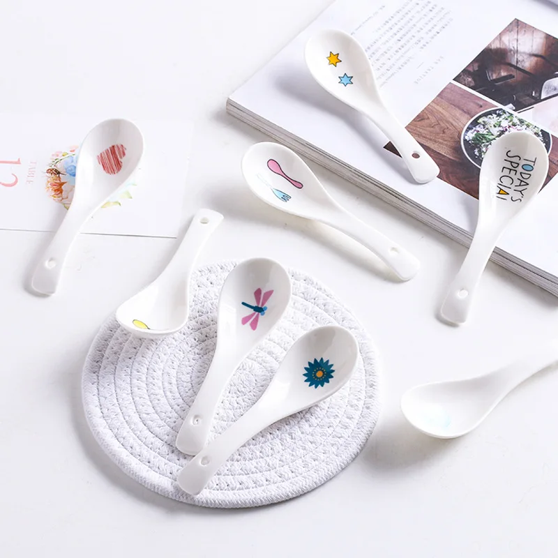 Japan Bargain Set of 4 Soup Spoons Asian Japanese Chinese Wonton Soba Rice Pho Ramen Noodle Soup Spoons with Hook