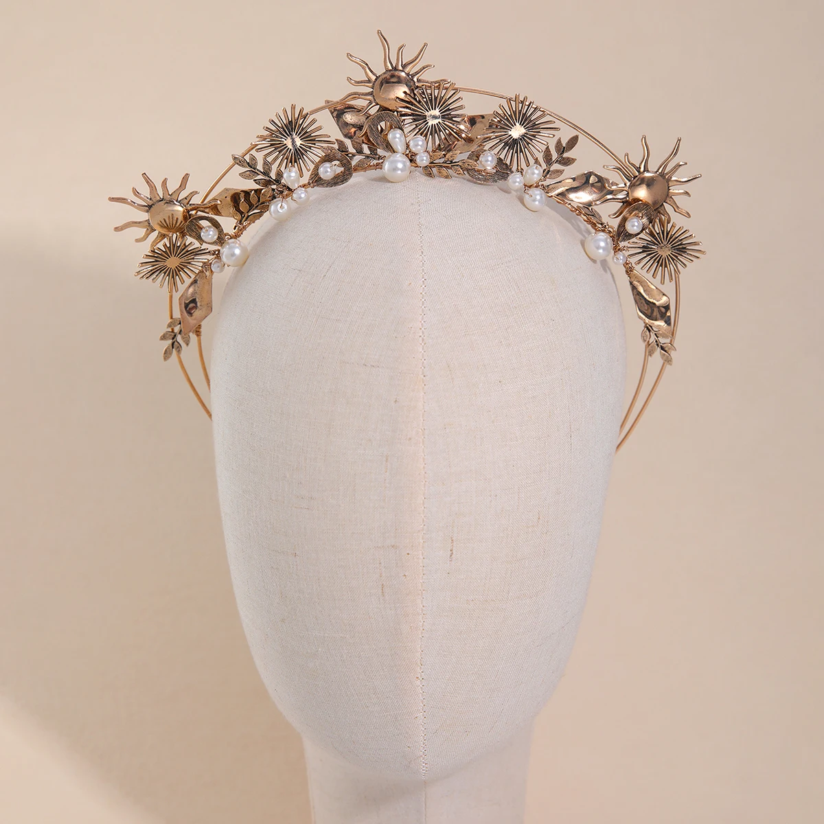 European And American Fashion Retro Sun Shape Headband Performance Brass Party Crown Headband Pearl Decoration Hair Accessories
