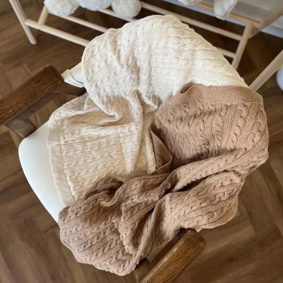 Customized 100% Cotton Baby Shower Gift Hygge Gender Neutral Kids Braid Blanket Newborn Sleeping Knitted Baby Blanket