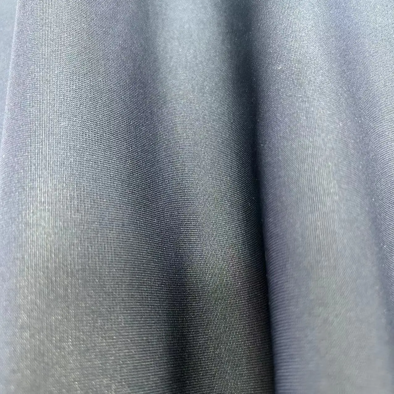 Wholesale Hot Sale 100% Polyester Waterproof and Breathable Fleece Fabric for Winter Garments&Warm Home Textiles