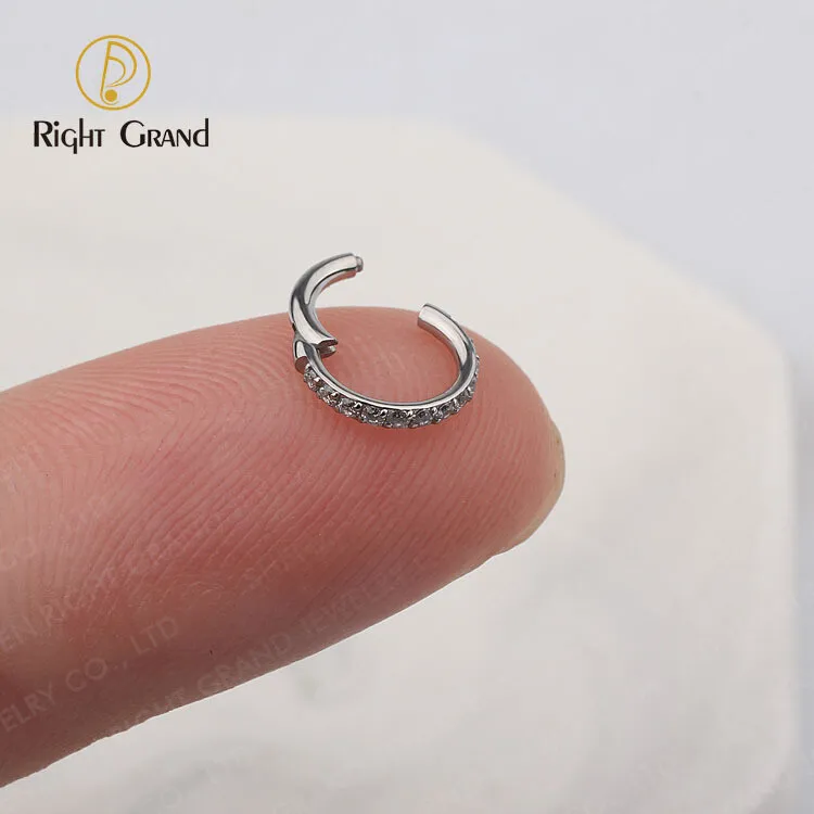 ASTM F136 Titanium Side Prong Set Half Circle Cubic Zircon Nose Cilcker Conch Piercing
