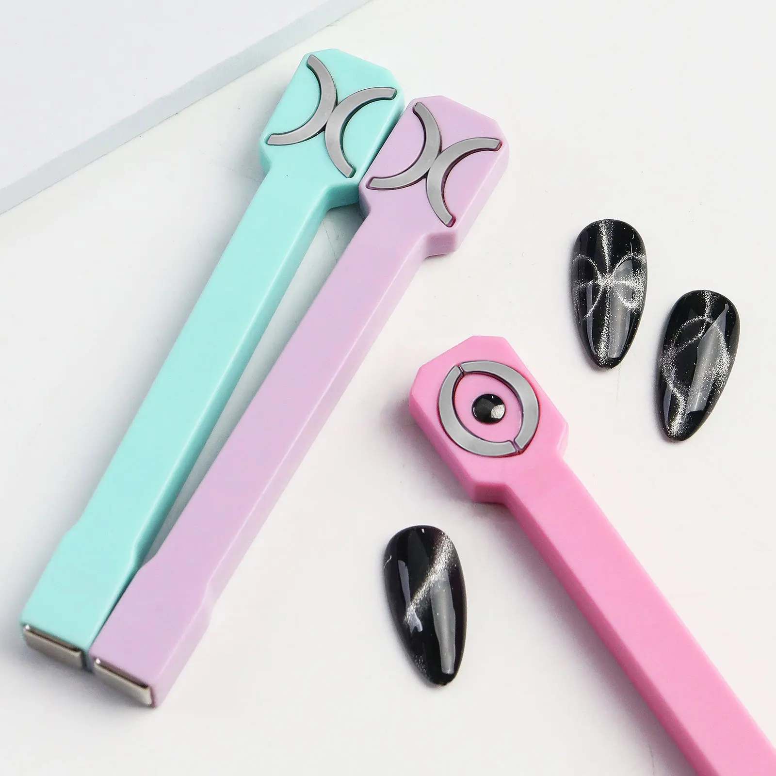 TSZS New Arrival 5 in 1 Strong Pink Handle Nail Magnet Tool Double-head Magnet For Cats Eye Gel Magnet Manicure Special Tools