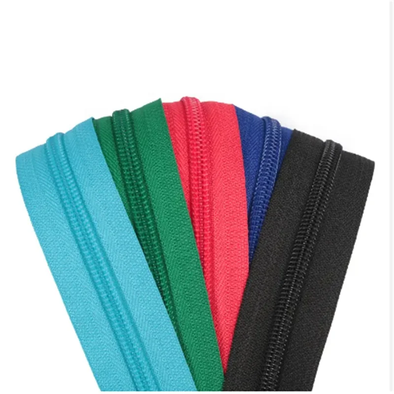 Factory Wholesale 5# Textile Sewing Accessories Luggage Clothing Nylon Coil Zipper Tape Colorful Nylon Zipper For Bags Pants