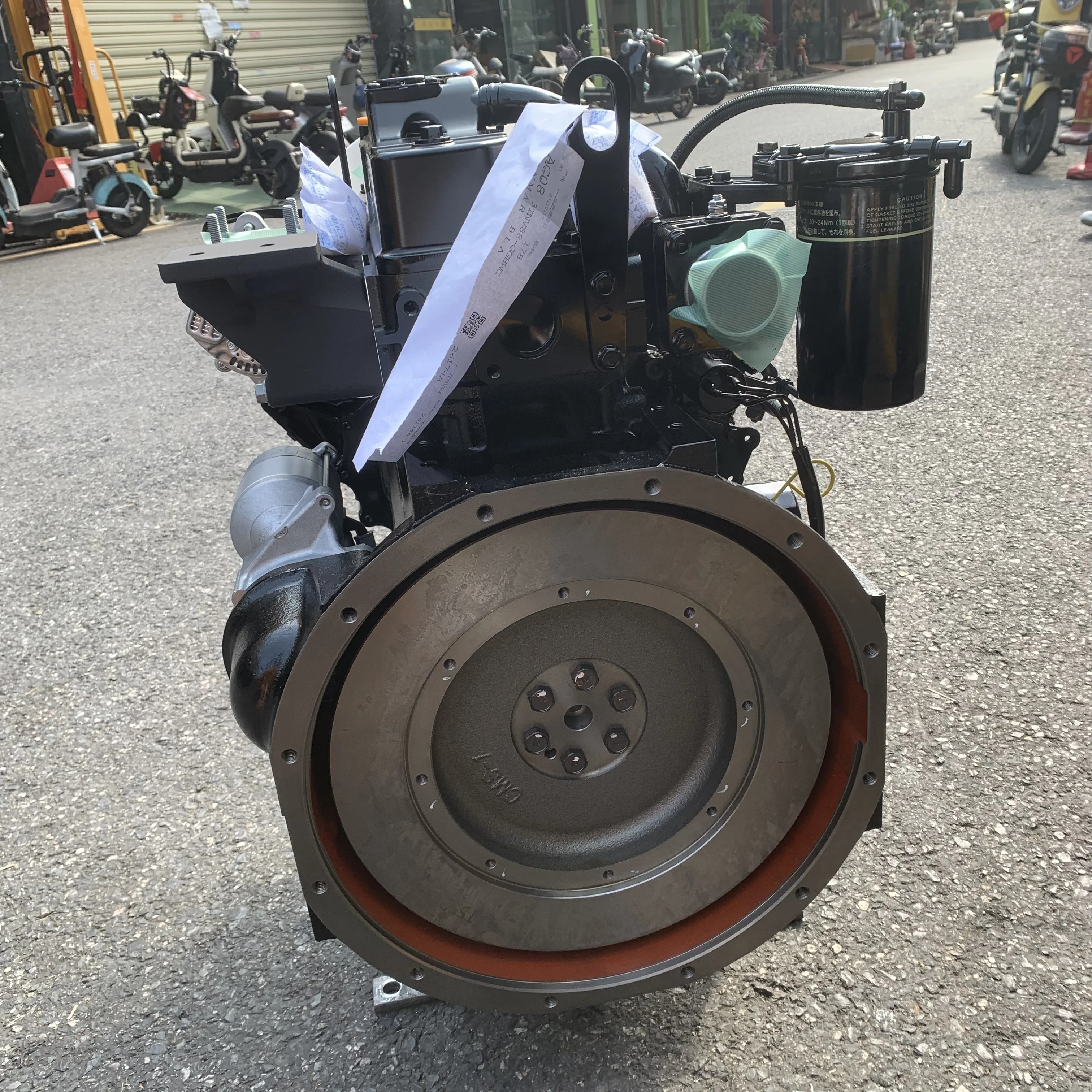 New original engine for Yanmar 3TNV88-GGHWC 3 cylinders direct injection 13.5/16.2KW 1500/1800 rpm for Small generator