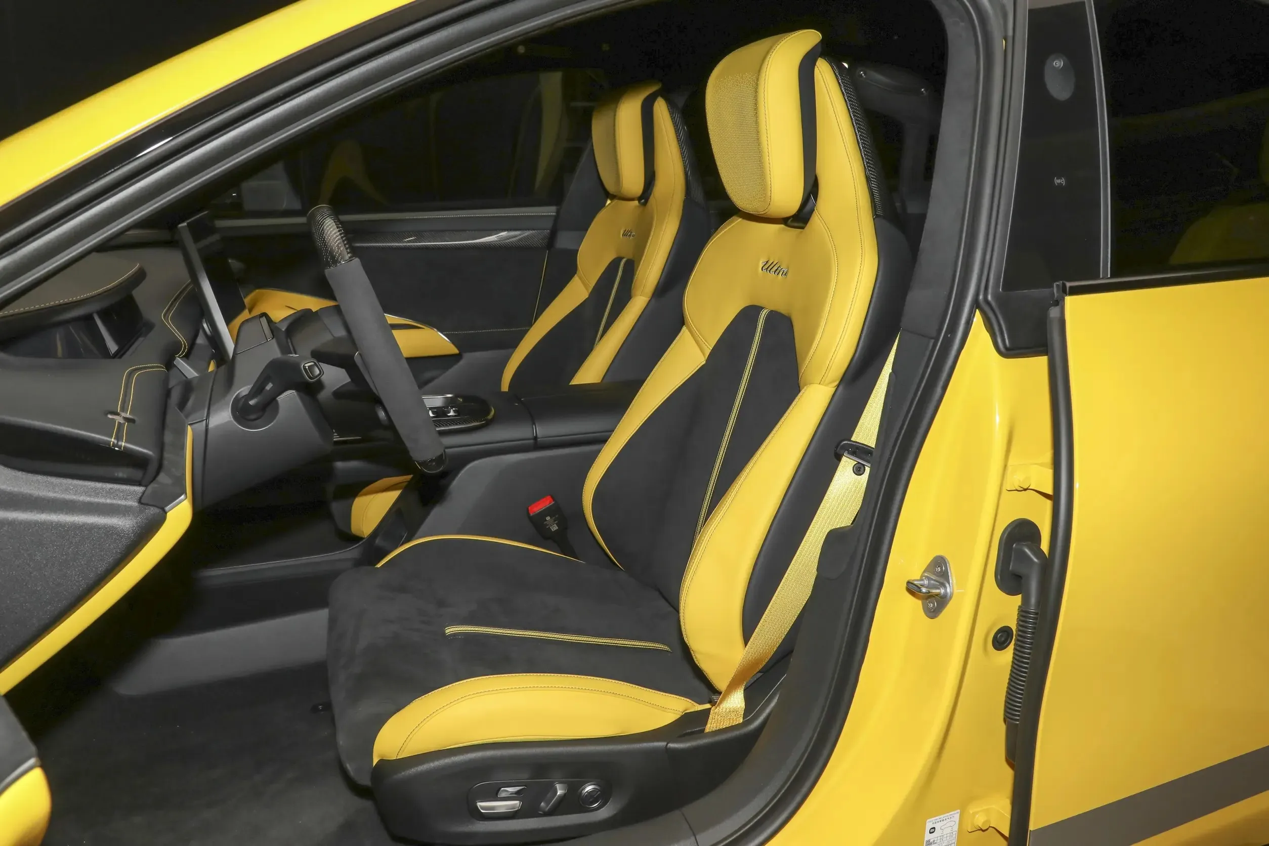 2025 Pure Electric 630km New Energy Vehicle Four-door Five-seater Sport Cars xiaomi Su7 Ultra for Deposit Pre-sale