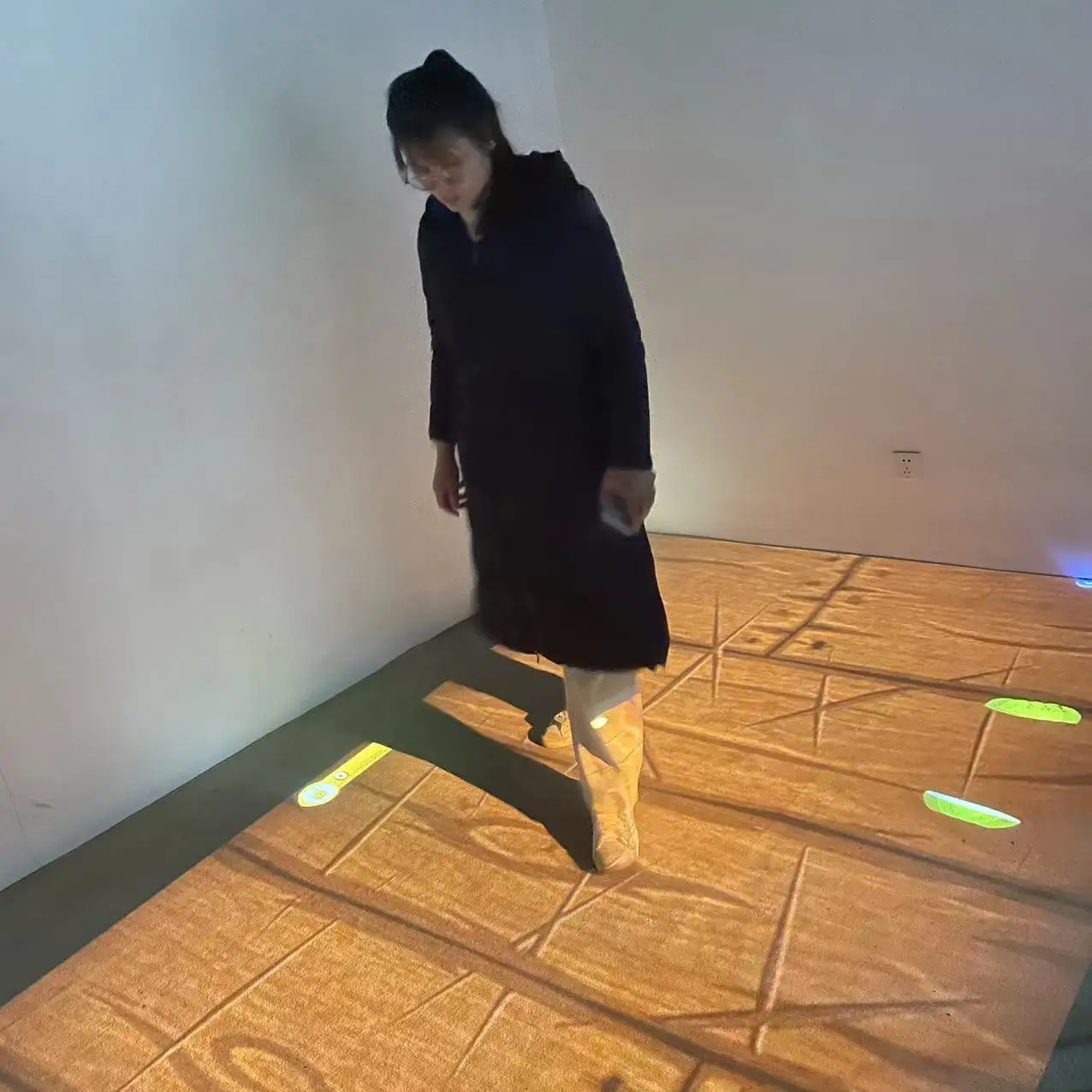 Factory Price Manufacturer Supplier Sale Wall Projector Games Full Color Interactive Dance For Weddings LED Floor Mat