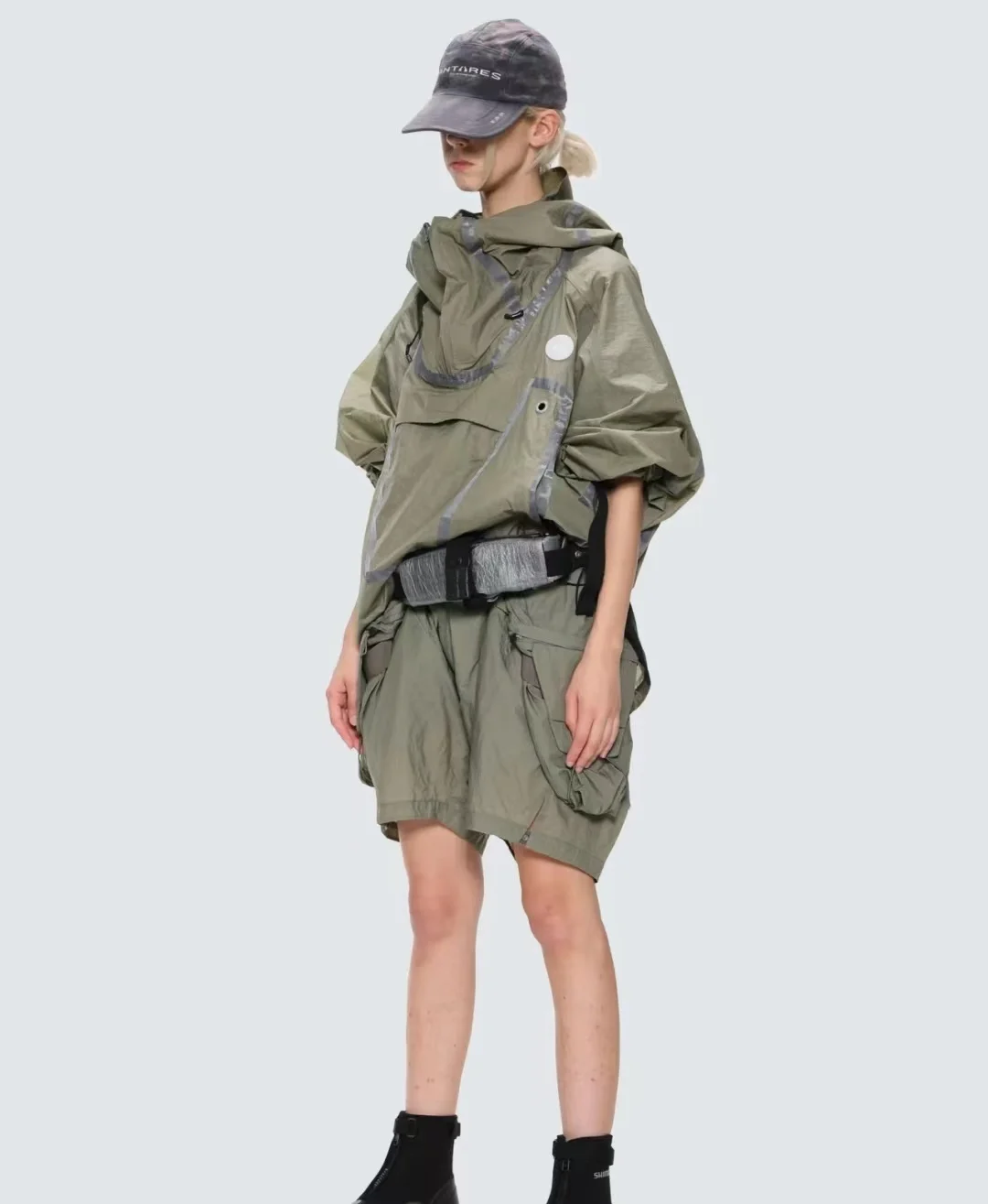 New design soft shiny wrinkle style 108gsm lightweight fabric for jackets