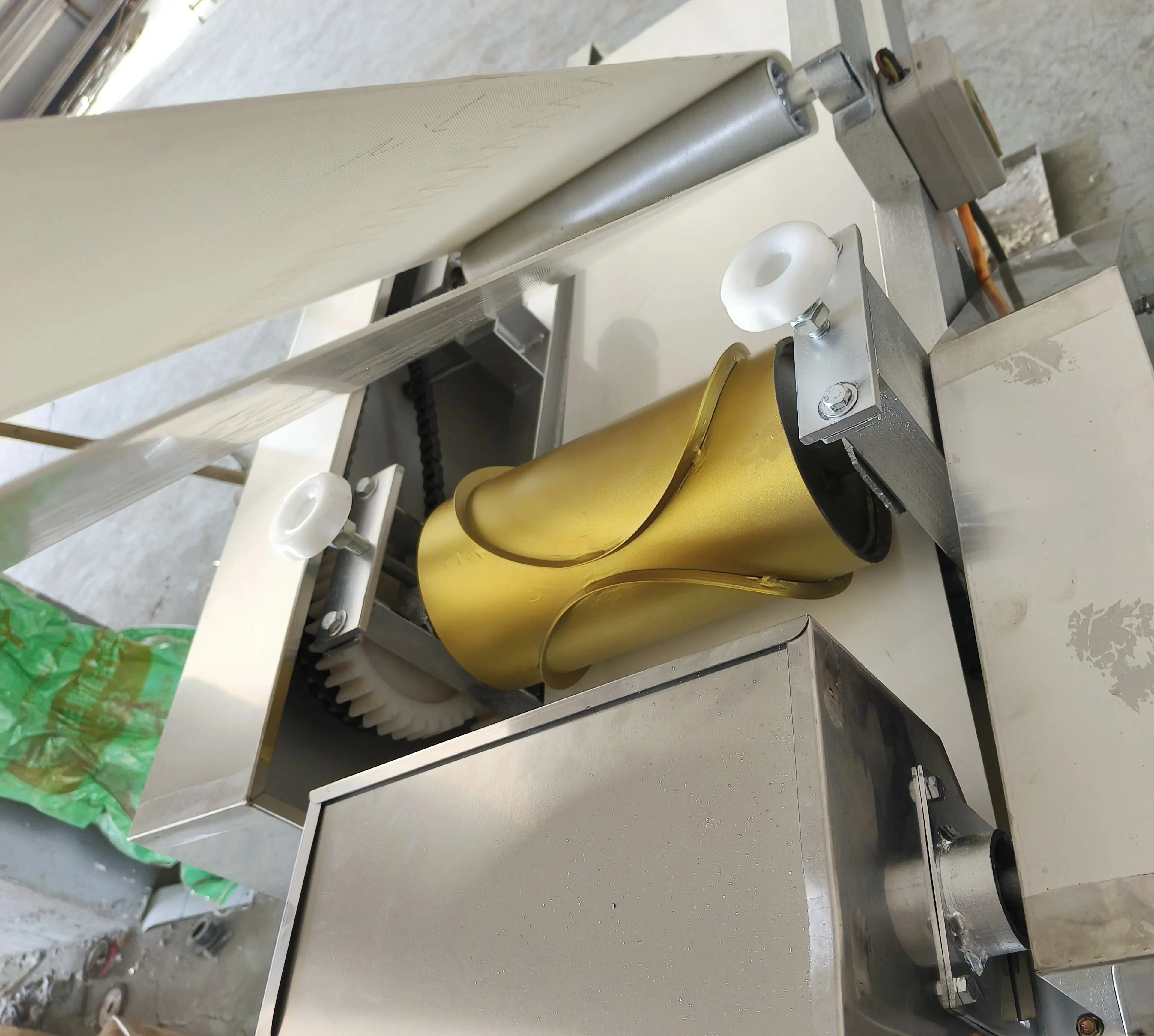 10-40CM Roti Maker Flat Bread Pressing Making Machine/ Lavash Sheeter Dumpling Bun Skin Machine for Sale