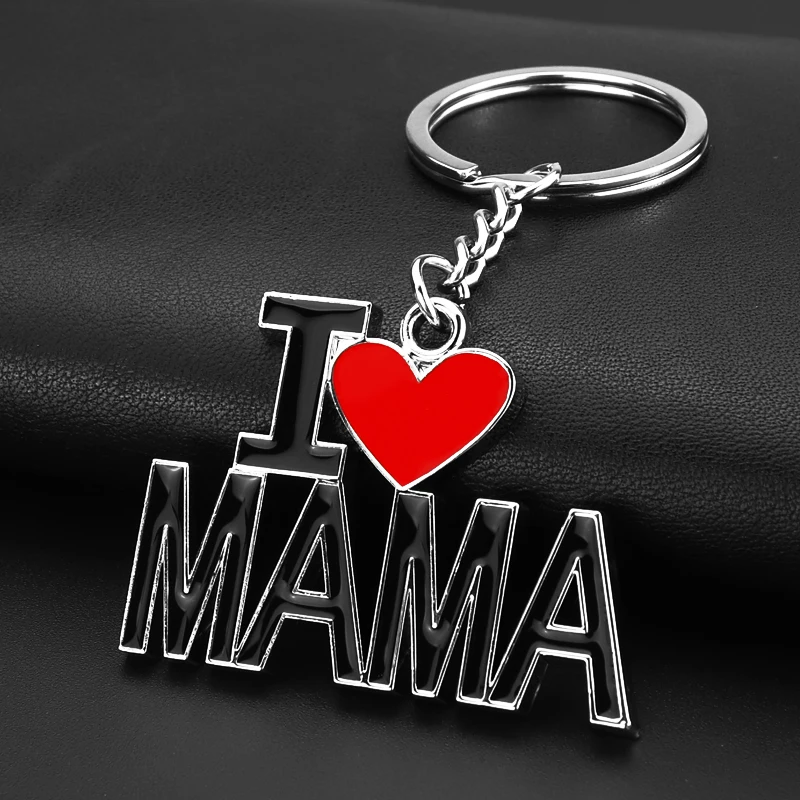 Fashion Letter I Love MOM/DAD/PAPA/MAMA Keychains Heart Shaped Key Chain Unisex Personality Metal Keychain Parent Gift Jewelry