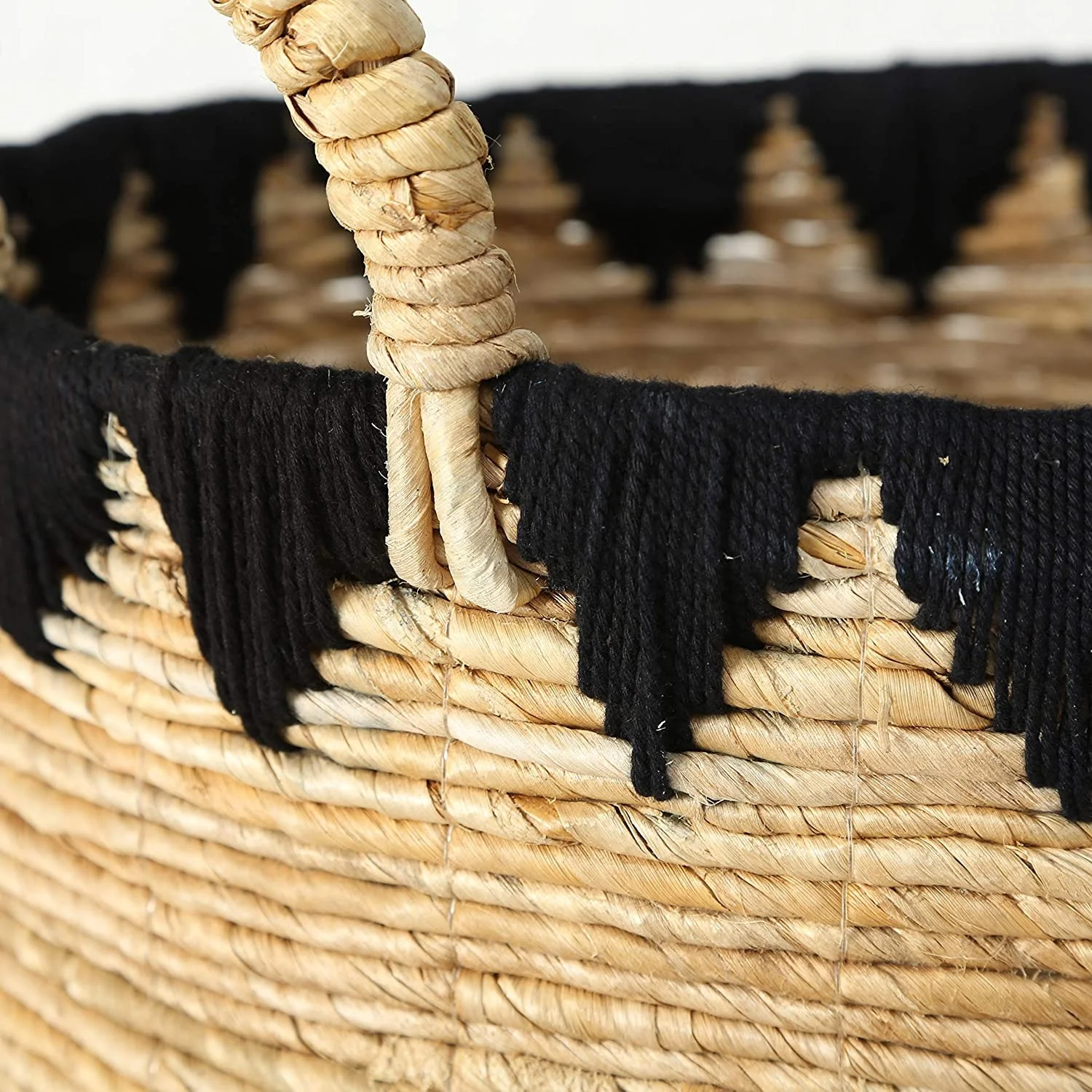 Set of 3 large customized corn husk and straw storage basket for home storage