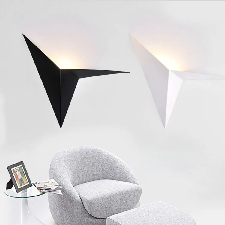 Creative Wrought Iron Special-Shaped Triangle Wall Lamp Nordic Minimalist Bedroom Bedside Study Hotel Room Mirror Headlight