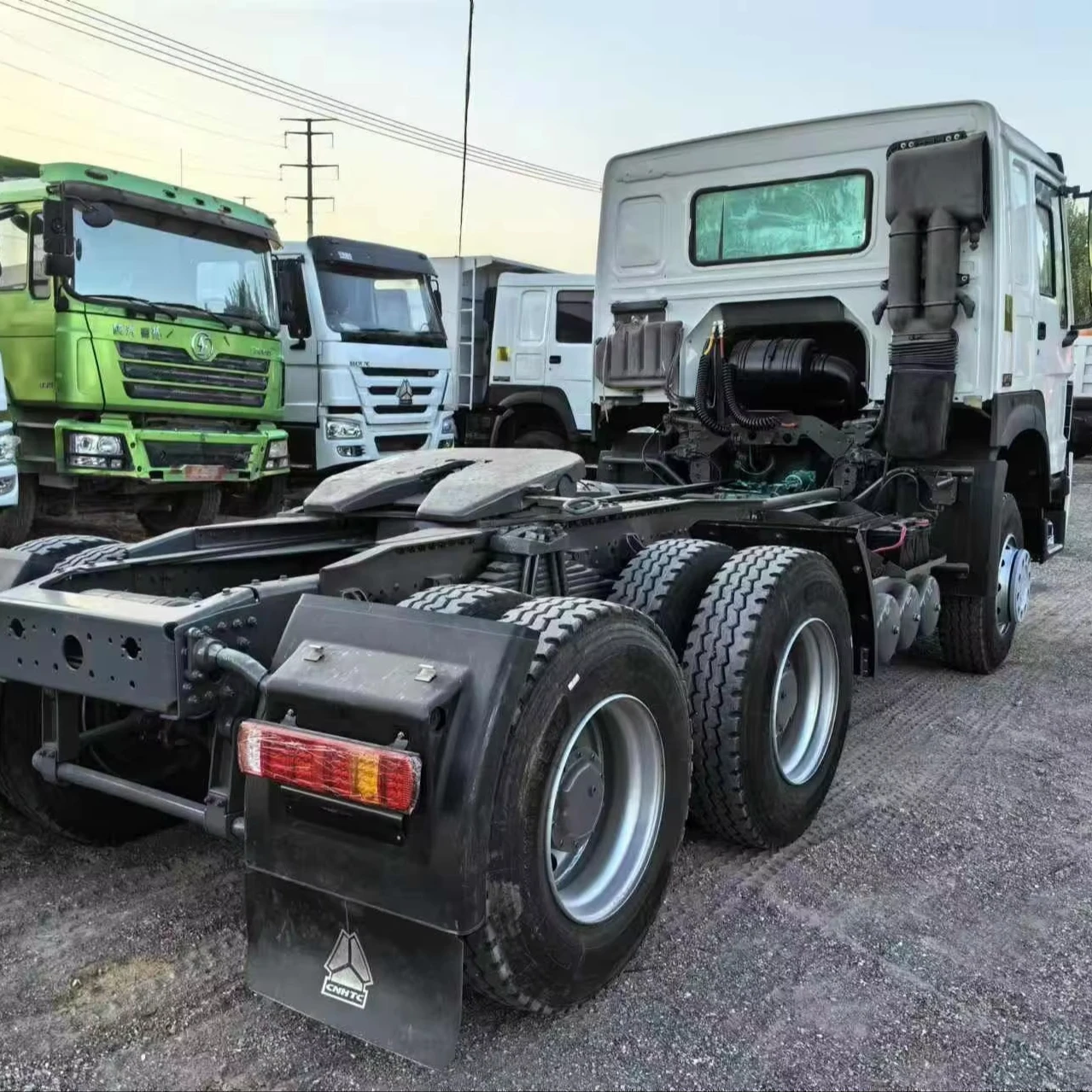 HOWO 6X4 TRACTOR TRUCK