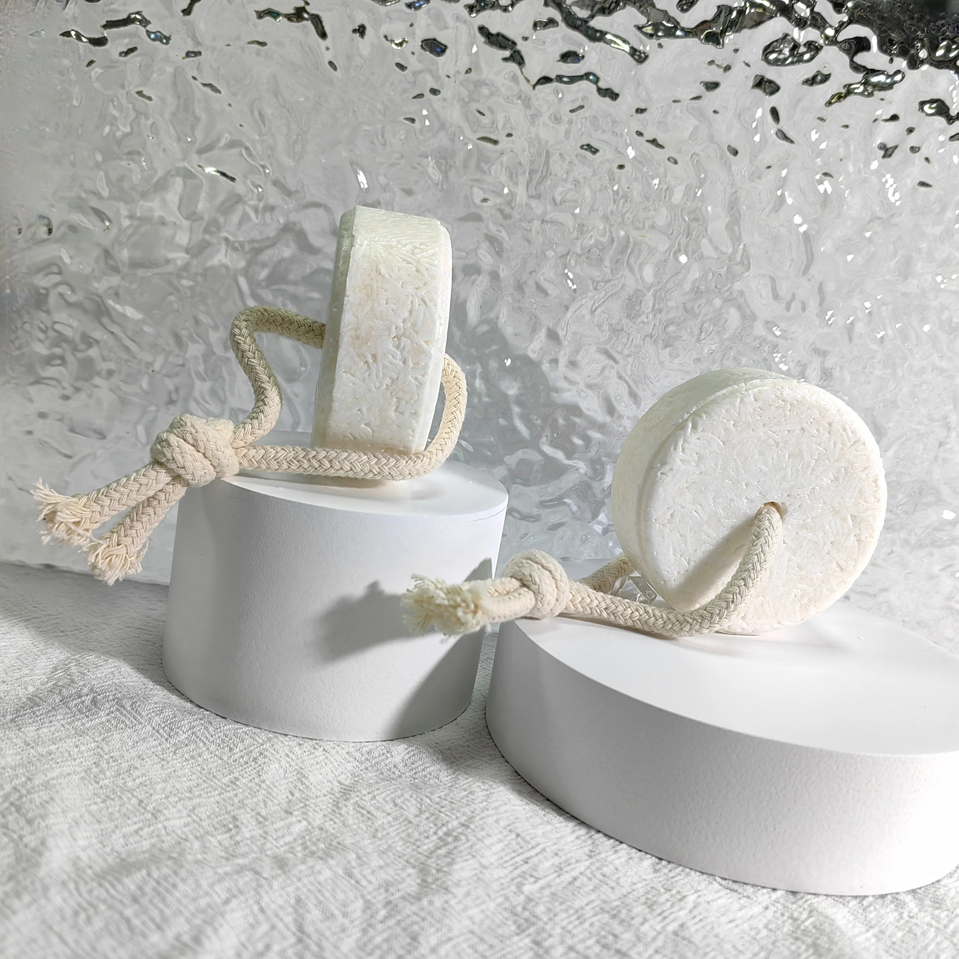 New Style Hot Selling White Handmade Strong Cleaning Power Toilet shampoo bar soap on a rope shampoo soap on a rope