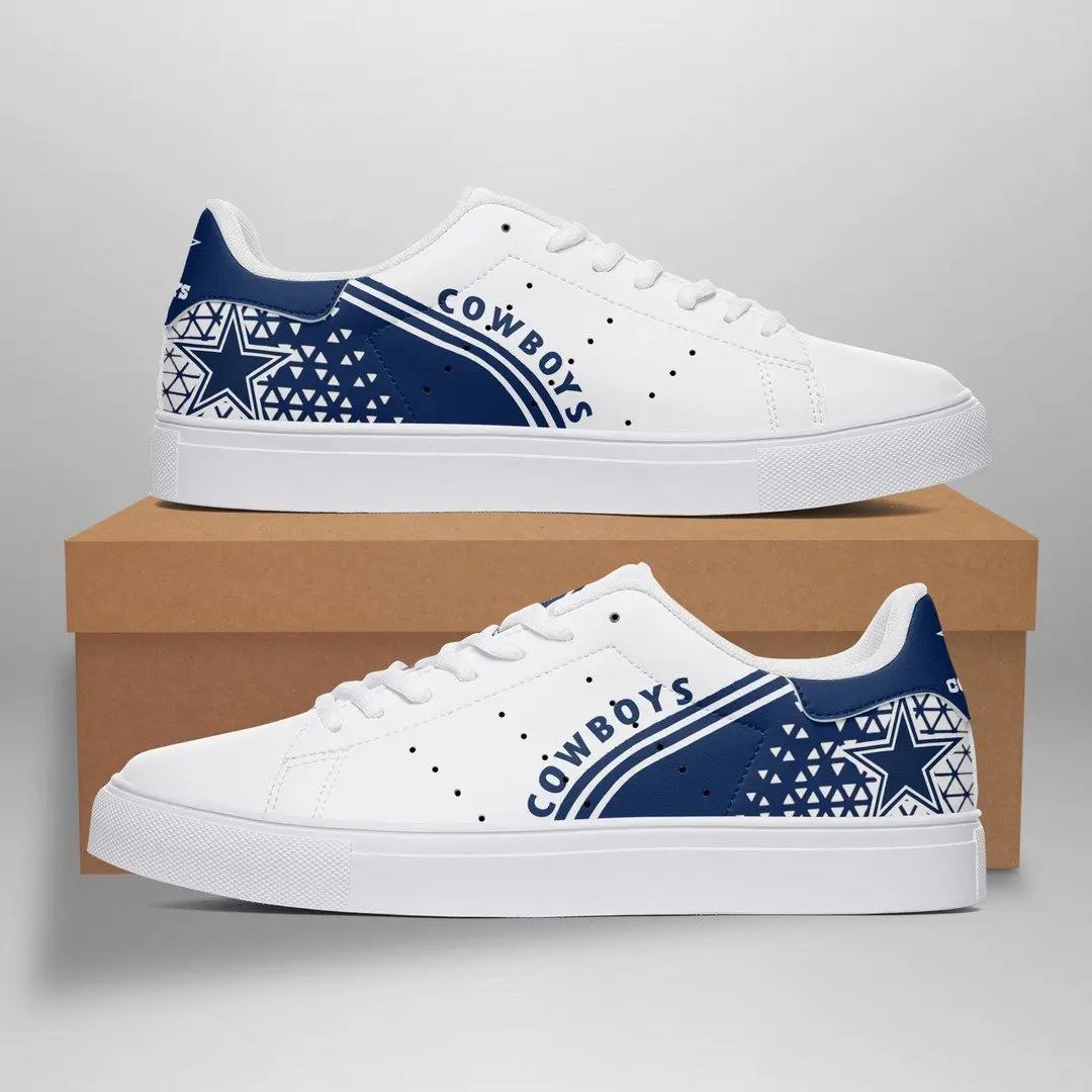 Wholesale American Football 32 Team Custom Logo Image Shoes Casual Custom football fans sneakers Team Logo Soccer Sports Shoes