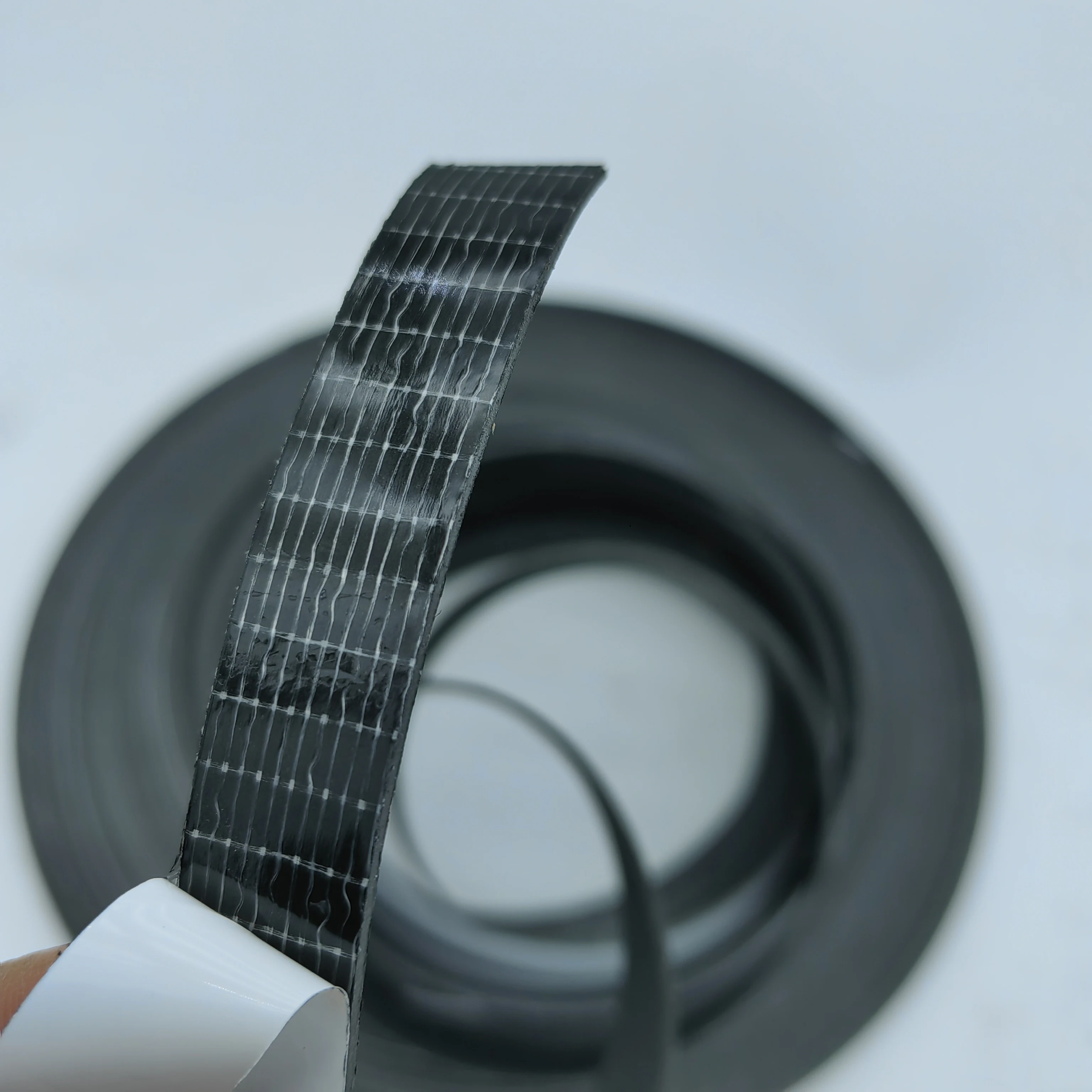 Graphite-based flexible fireproof expansion seal For fireprof door