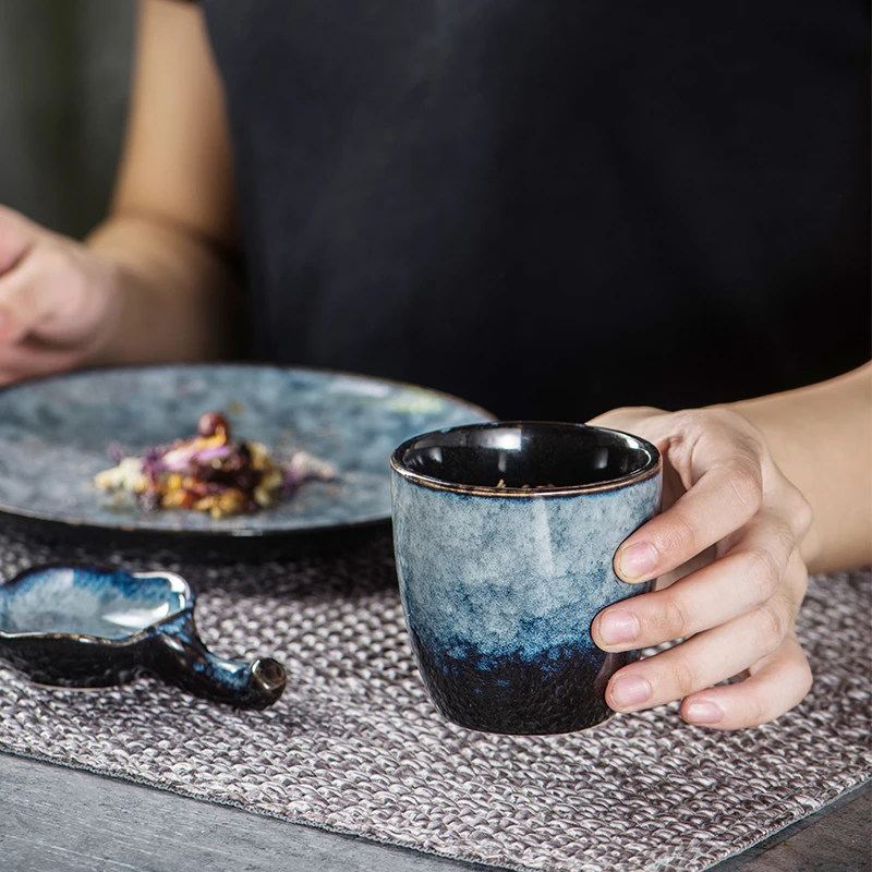 Creative retro Japanese ceramic tea cup gift box set set wine cup can be customized logo kiln change water cup