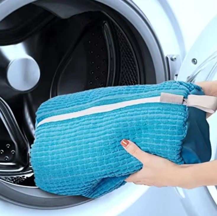 Custom Shoes Laundry Bag With Pluffy Fibers Shoe Wash Bag For Washing Machine Premium Zipper Durable Laundry Bag