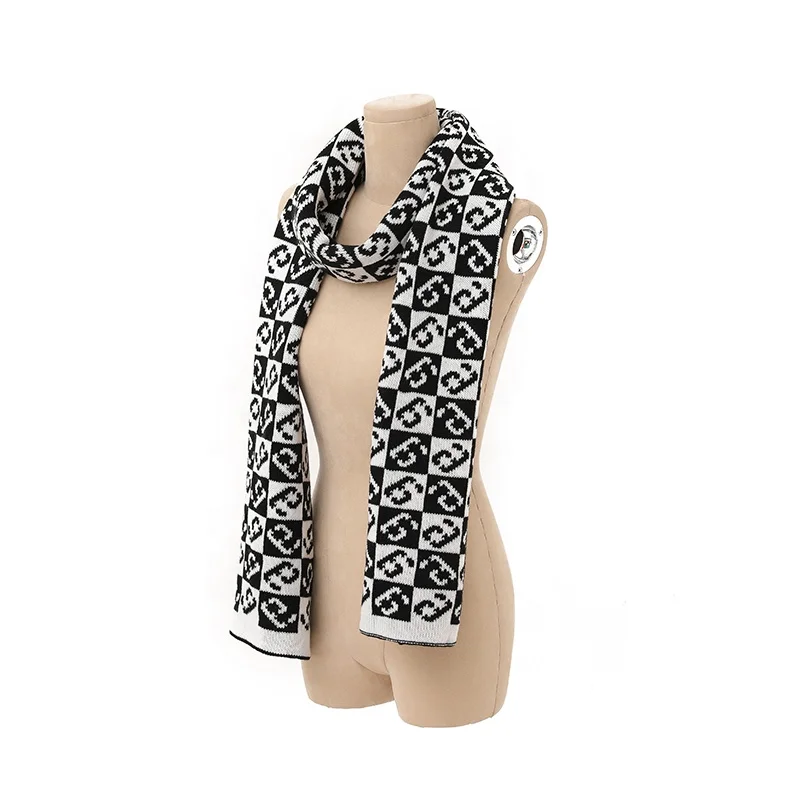 Custom Korean Classic Number Messy Scarf Geometric Fashion Wild Shawl Autumn Winter Warmer Shawl Scarf