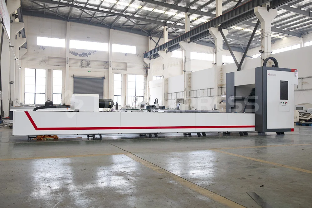 Excellent stability and high service life 2000W 3000W fiber laser pipe cutting machine
