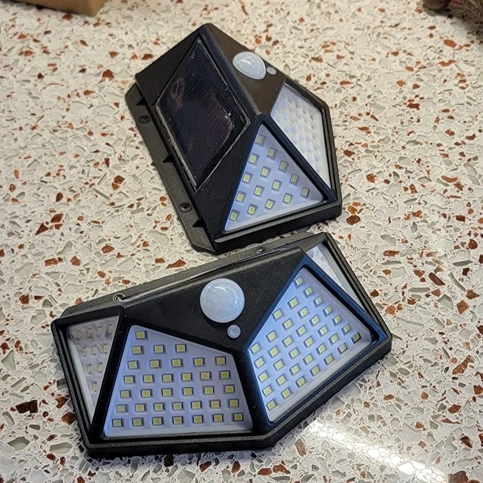 IP65 Waterproof home led solar light PIR motion sensor Outdoor lamp solar security wall light 100 led Solar Lights