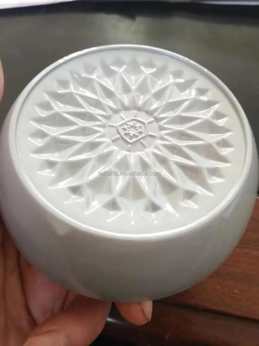 Most competitive reflective raised pavement marker glass road stud cat eye