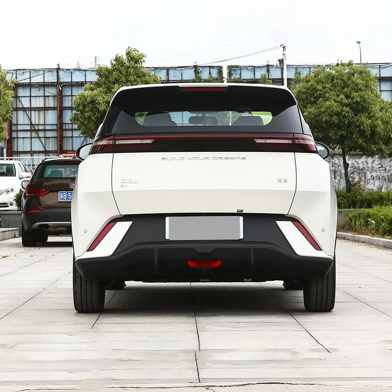 Buy 2024 China High Quality Electrical Vehicles Byd Seagull Small Cars 5-door 4-seater Hatchback 405km Ev Auto For Sale