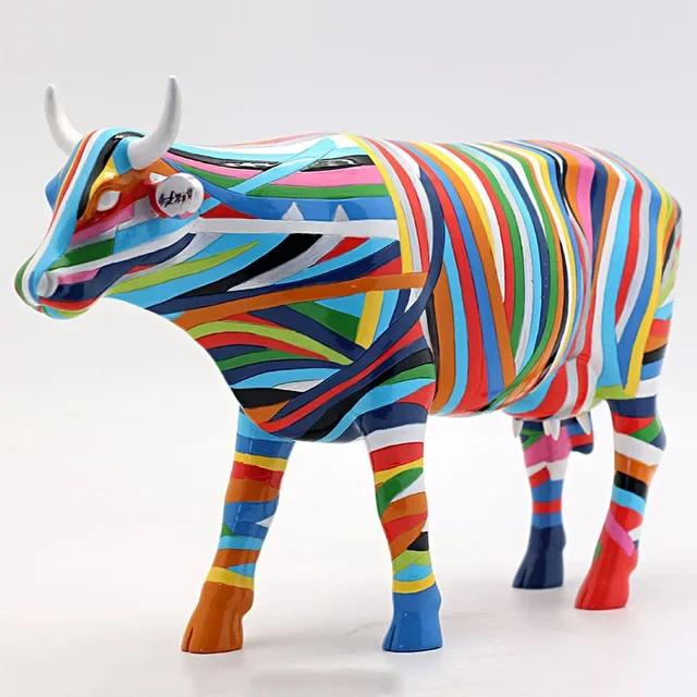 Custom Resin Cow Statue for Home Decor Indoor Use Animal Sculpture Figures Collection Resin Crafts