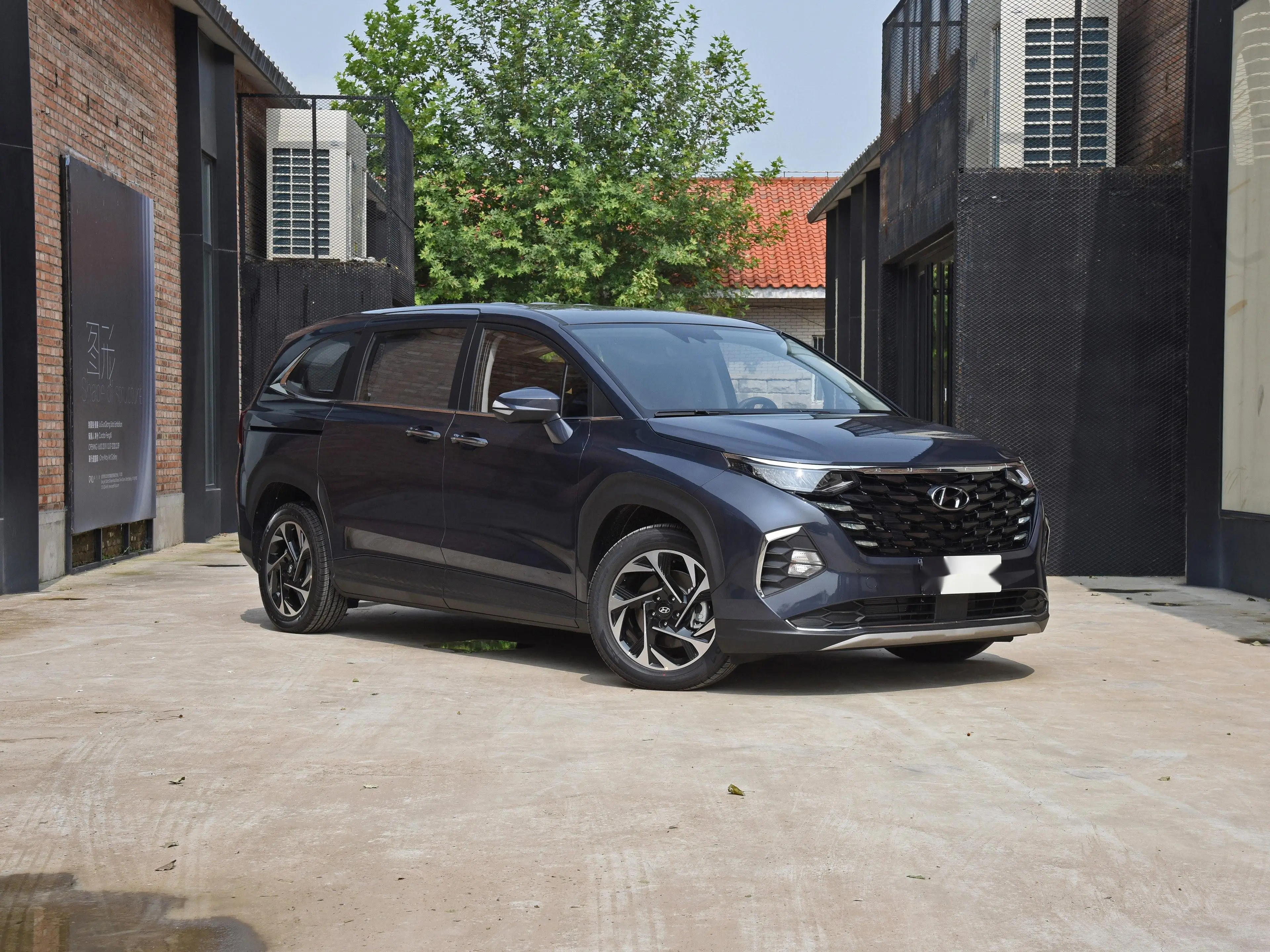 Пекинский MPV HYDUDAI CUSTO 2024 270TGDi/ 380TGDi DLX/Pro/GLS бензиновый двигатель 5 дверей 7 мест CarLife