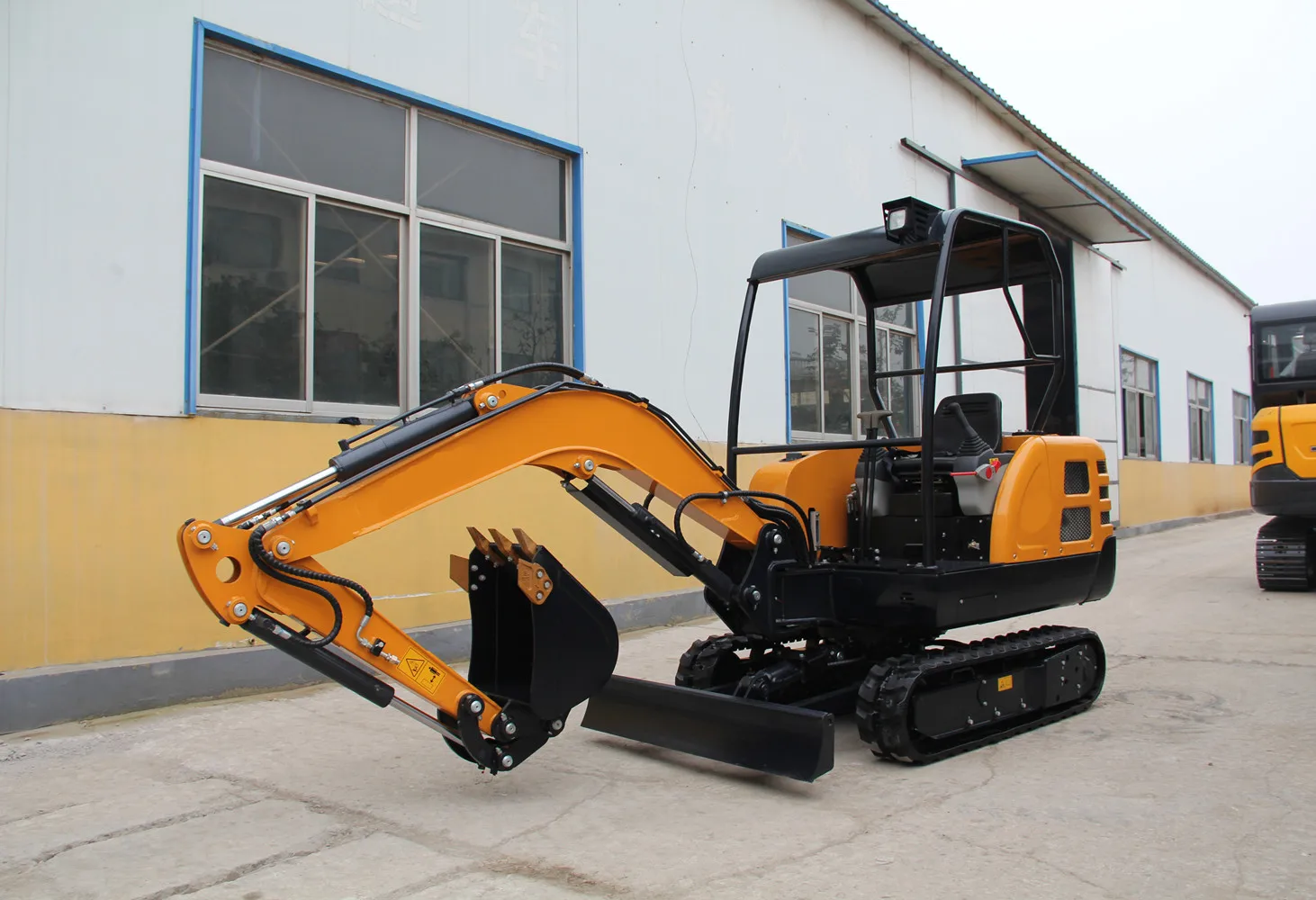 Резиновый экскаватор 2200 кг микро-экскаватор MG22 мини-гусеничный на продажу