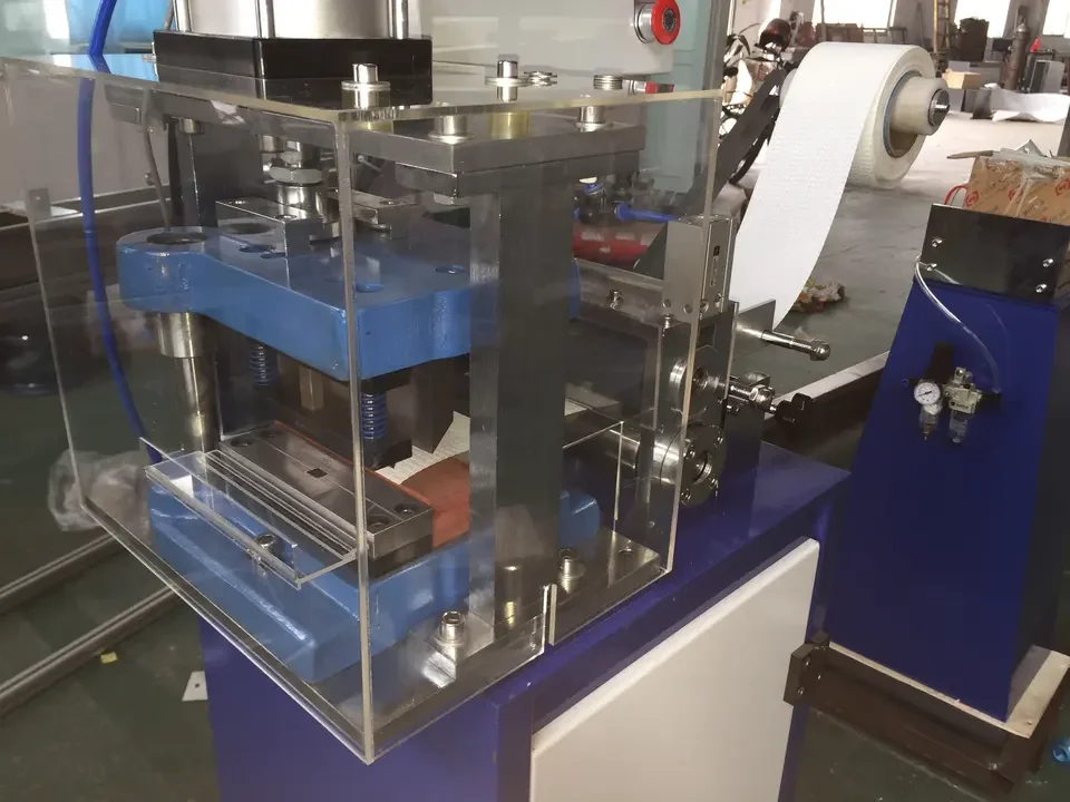 STEC 200w Automatic Fabric  Vane Cut Punch Crease Vertical Blind Machine For 89mm 100mm 127mm