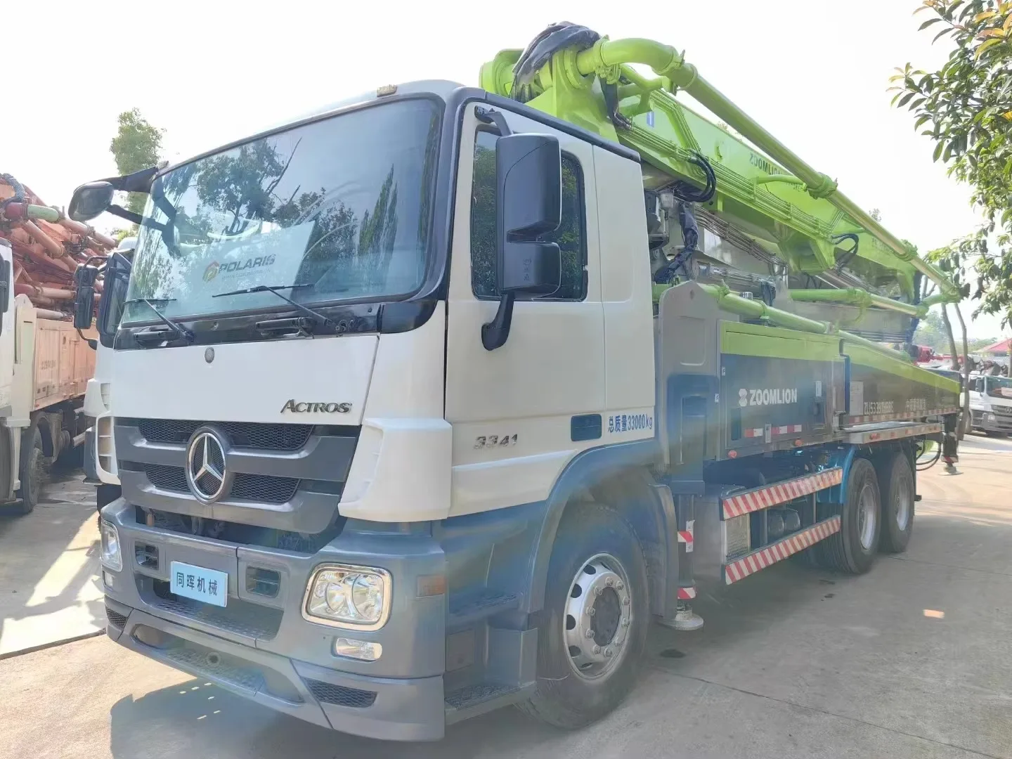 Zoomlion Mercedes-Benz 47m Used Concrete Pump Truck 12 Years Old 300kw Power 5 Section Moving Boom Truck