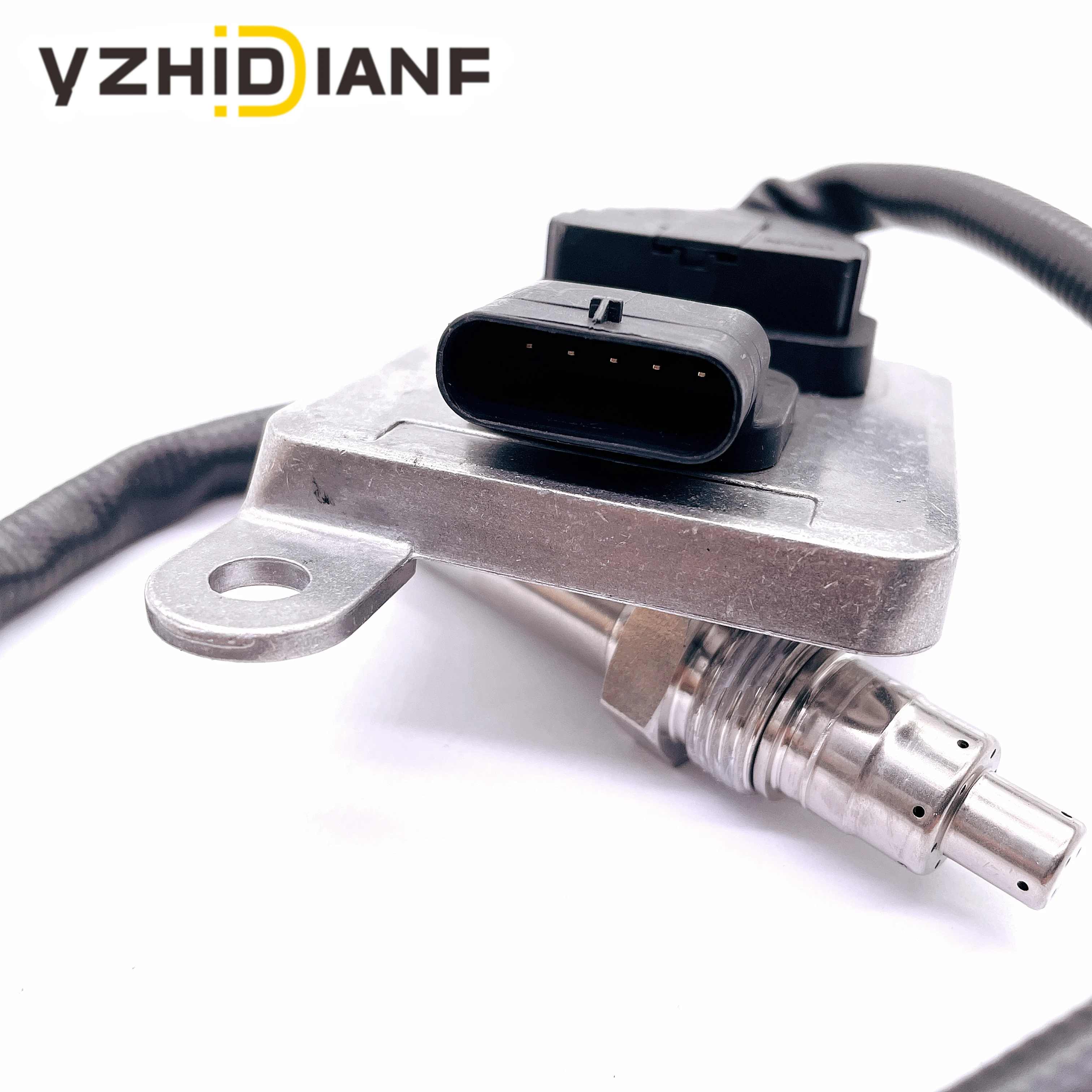 Auto Engine Parts A0009053403 5WK96681D Nox Sensor Nitrogen Oxygen Sensor For Mercedes-Benz W212 W222 C218 X218 A207 C207