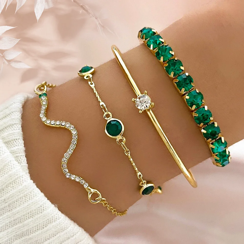 2024 New Fashion Inlaid Green Charm Snake Bracelet Set Of Gold Plated Metal Adjustable Bracelets Sets For Women