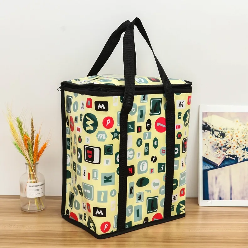 Hot Sale 6 12 32 Cans Waterproof Portable Cooler Bags Thermal Custom Logo Insulated Beer Cooler Bag