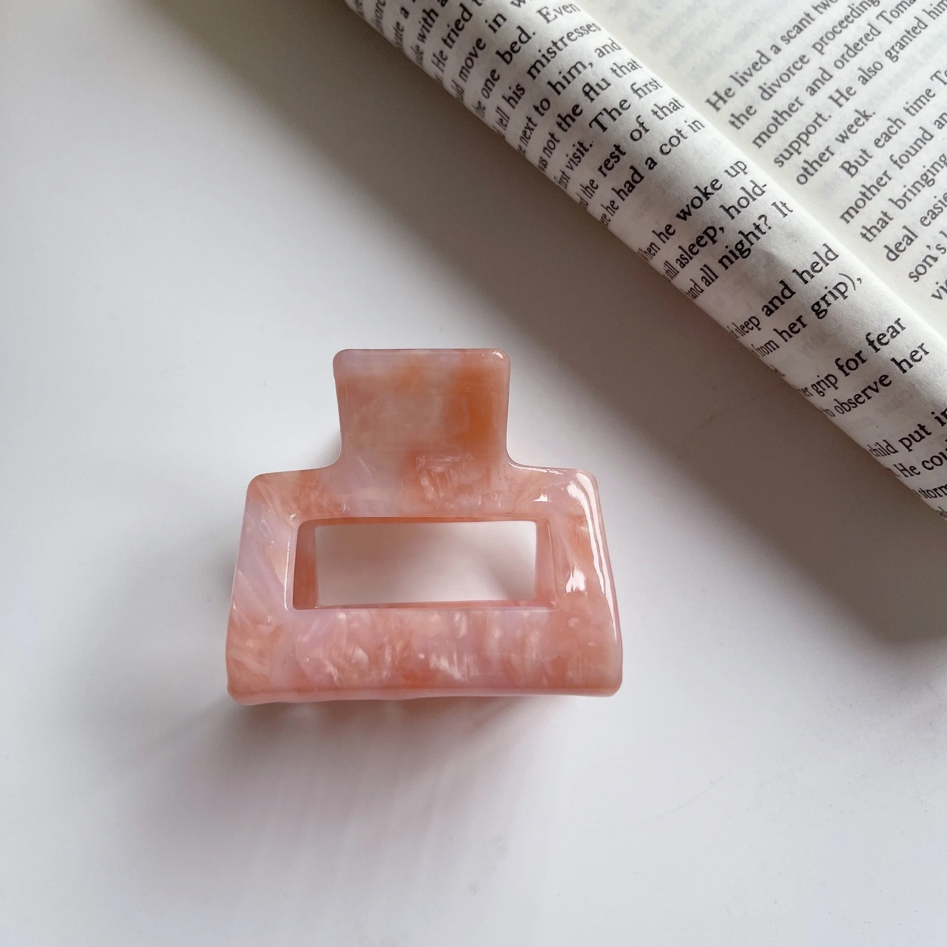 Ziming Korean Sweet Style 5.0 CM Medium Size Square Marble And Cracked Pattern Acetate Hair Claw Factory Wholesale