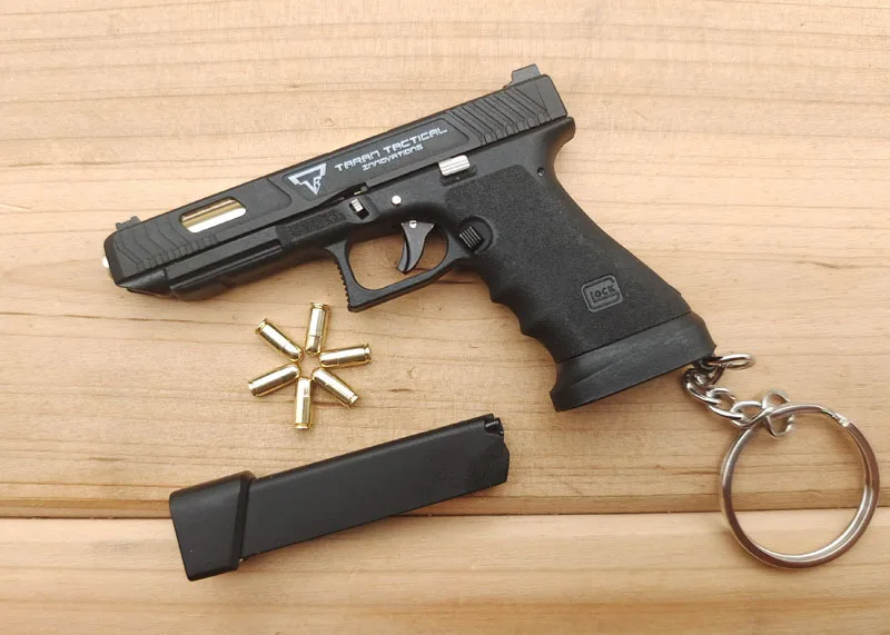 2023 New 1:3 Scale G 34 TTI Tactical Alloy Mini Pistol Keychain Toy Shell Ejection Free Assembly Mini Gun Fidget Toy