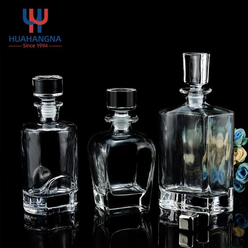 HUAHANGNA Support Custom Logo Crystal Clear Glass Decanter for Whiskey Liquor Brandy