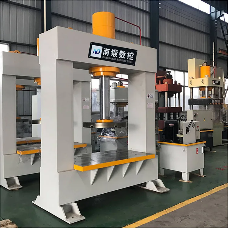 Tire press machine hydraulic press 200 ton solid tire press machine