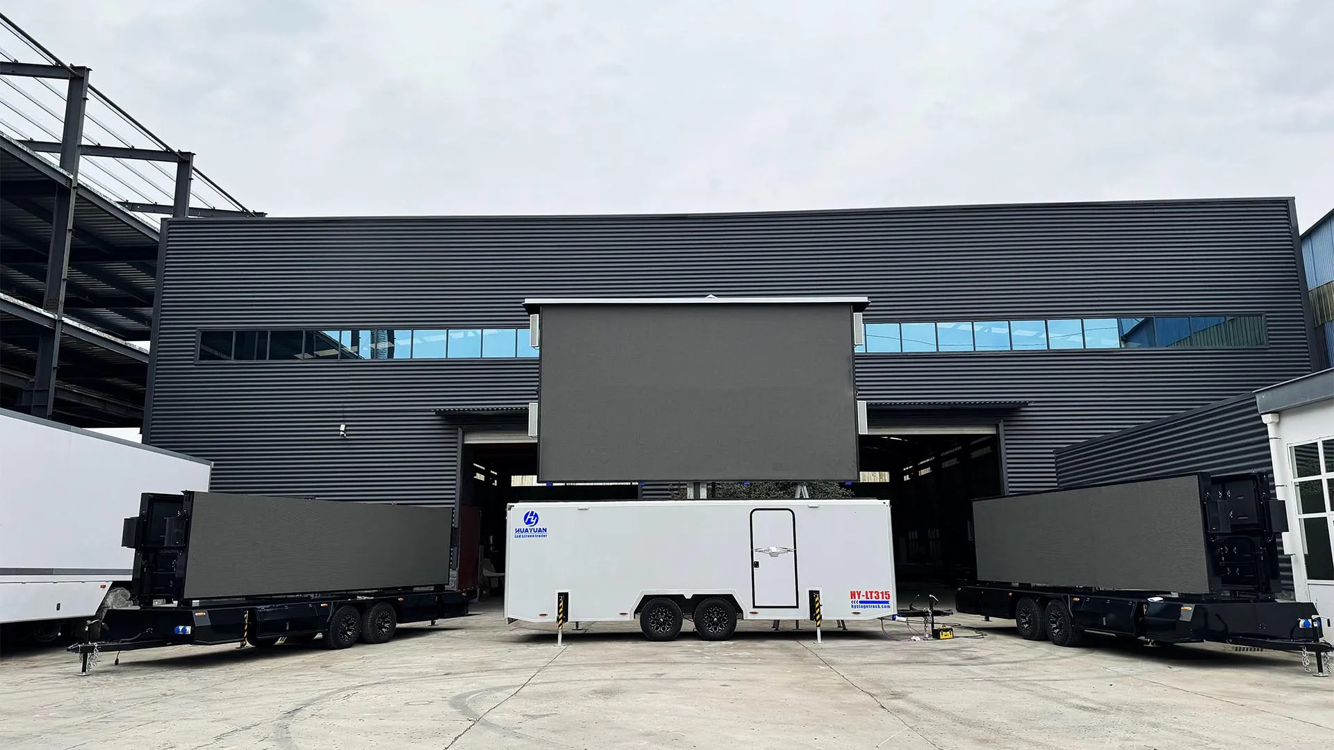 Mobile LED Billboard Trailer with Audio and Video Equipment for Exhibitions------HY-LT22