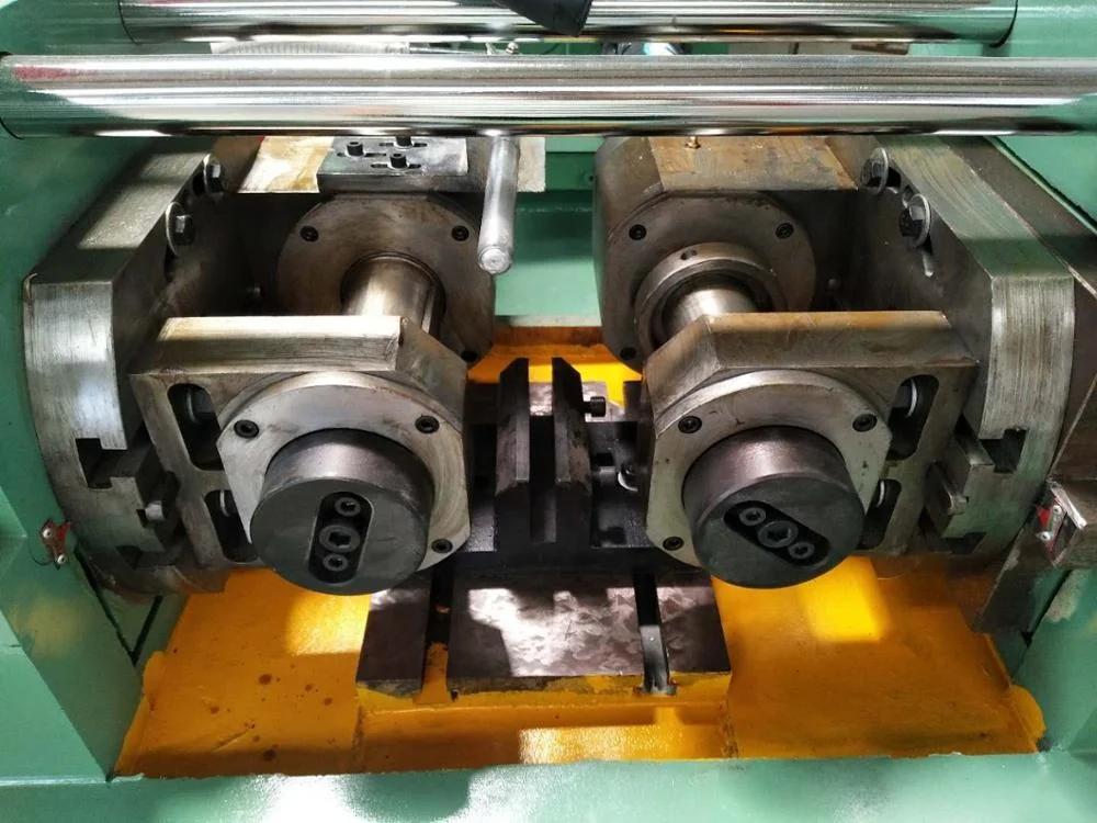 Гидравлическая машина для прокатки резьбы