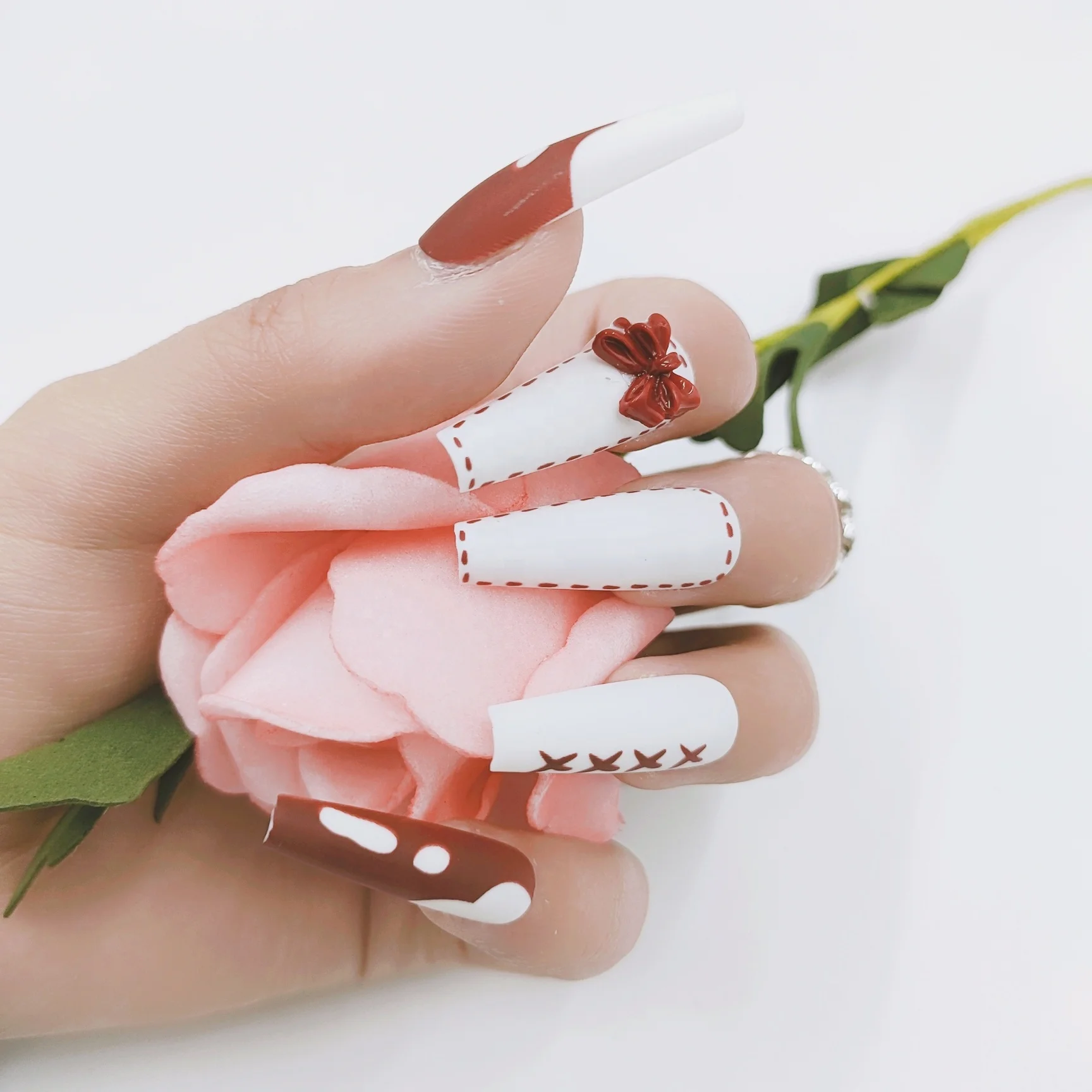 QSD 2022 New Designs Private label custom press on nails high quality new fashion false nails