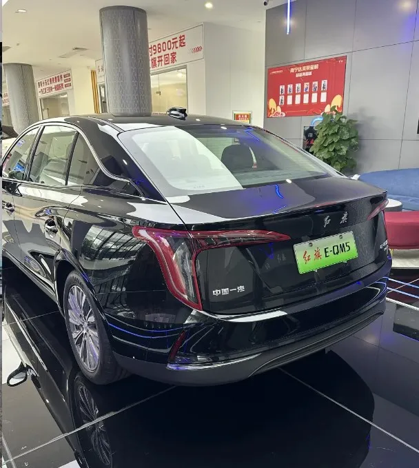 (Депозит) hongqi eqm5 Подержанный автомобиль UZ горячая Распродажа китайские двигатели английский e-qm5 новый 2024 Hongqi E-qm5 610 плюс