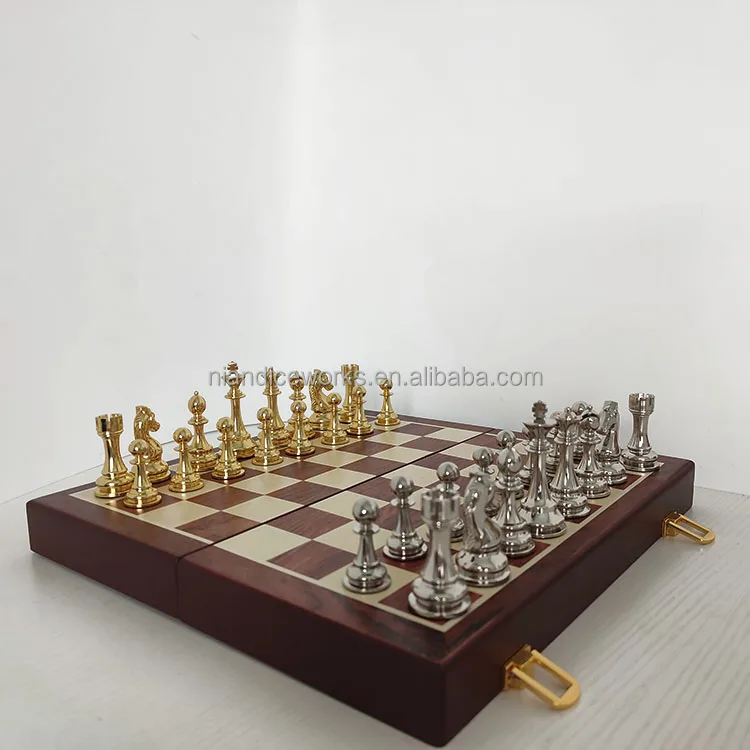 wholesale  wooden chess design with metal player  luxury chess game chess pieces