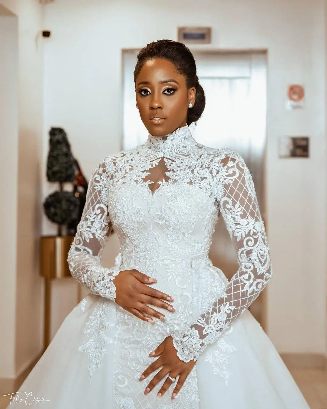 2 in 1 African Mermaid Wedding Dresses Bridal Gowns High Neck Long Sleeves Lace satin bride dress