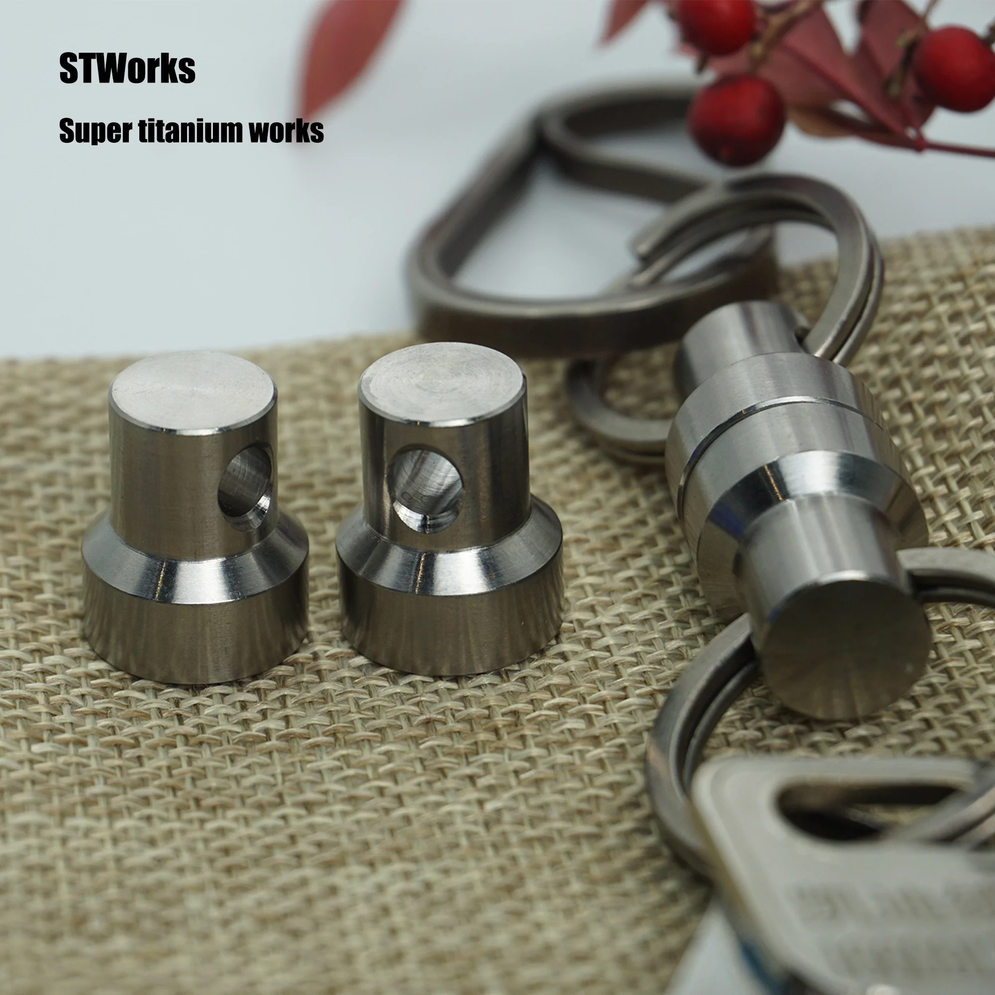 OEM Titanium Fashion Pull Apart Keychain Double novelty Keychain Detachable Quick Release Keyring