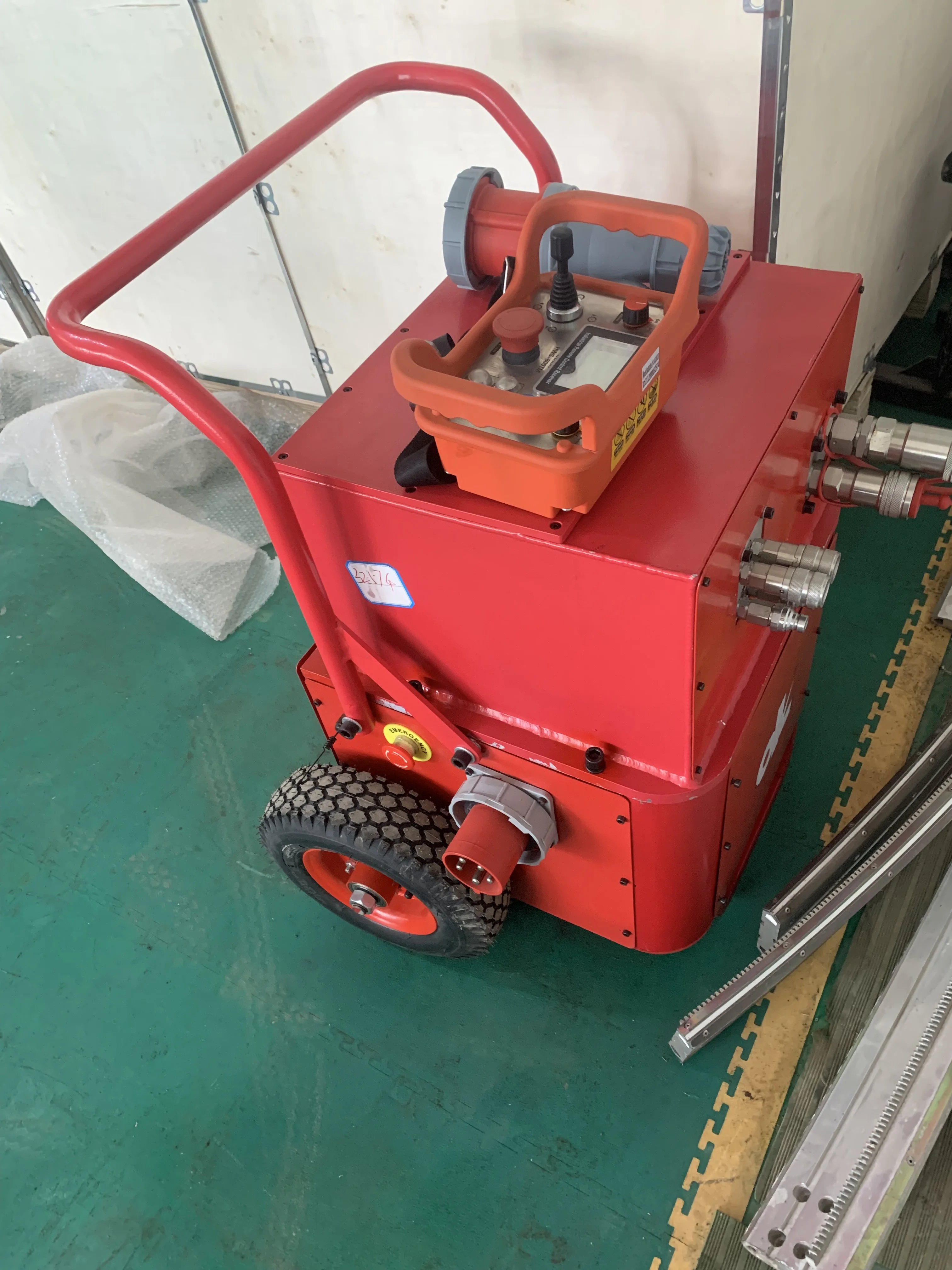 700TM Hydraulic Rock Saw Diamond Rope Saw Under Water Bridge Cutting Construction Rope Saw