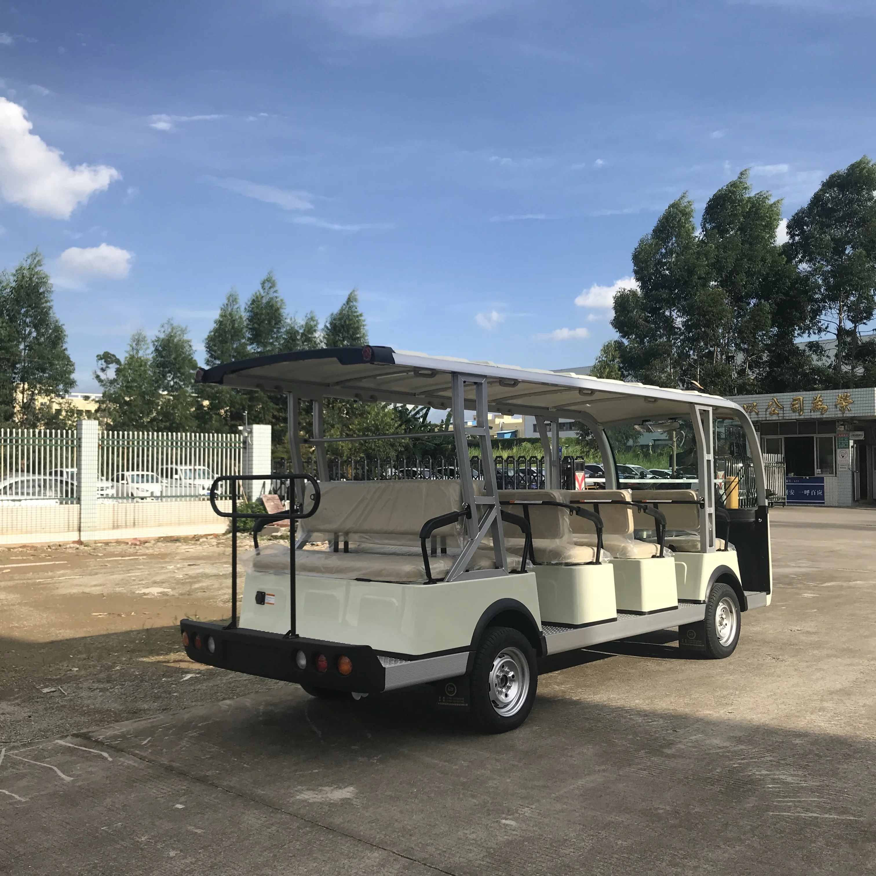 hx 14 Seaters 72V 5KW AC System 4 Wheel Drive Electric Car Club Golf Cart Tourist Bus