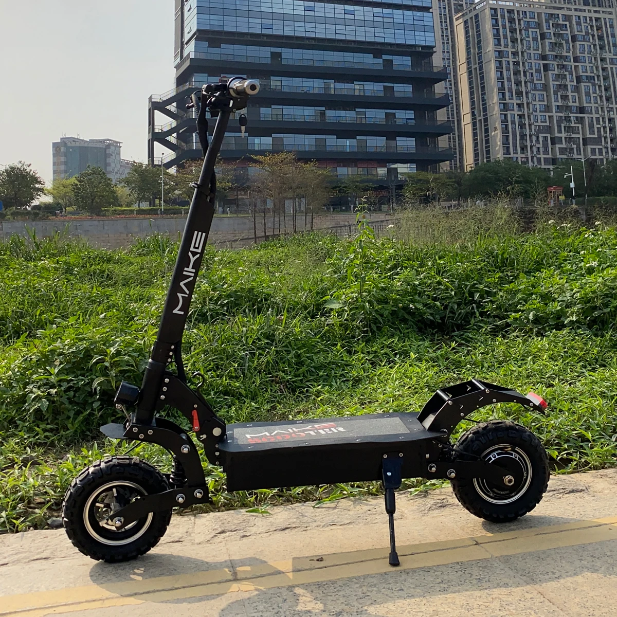 Maike MK4 1200W 40ah 130KM Dual motor foldable electric scooter with seat dropshippinig adult wholesale off road e-scooters fast